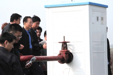 國(guó)務(wù)院總理溫家寶考察超大張北基地