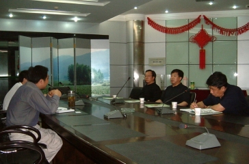 河北省張家口市張鈺副市長(zhǎng)、市農(nóng)業(yè)局戴有錄局長(zhǎng)一行蒞臨超大集團(tuán)總部參觀調(diào)研